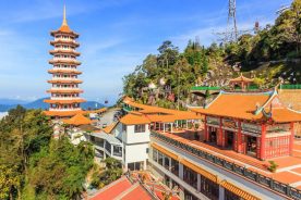 معبد بهشت و جهنم Chin Swee Caves Temple Genting