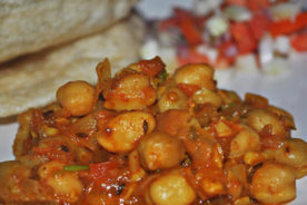 چول یا نخود و کاری curry chol