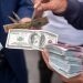 قیمت دلار در بازار آزاد ایران از مرز «۱۰۰ هزار…