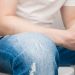 آیا نشستن روی صندلی توالت‌های عمومی بی‌خطر است؟