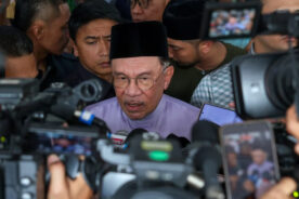 انور: تصمیم سنگاپور درباره هرمز مستقل است؛ مالزی بر موضع&hellip;